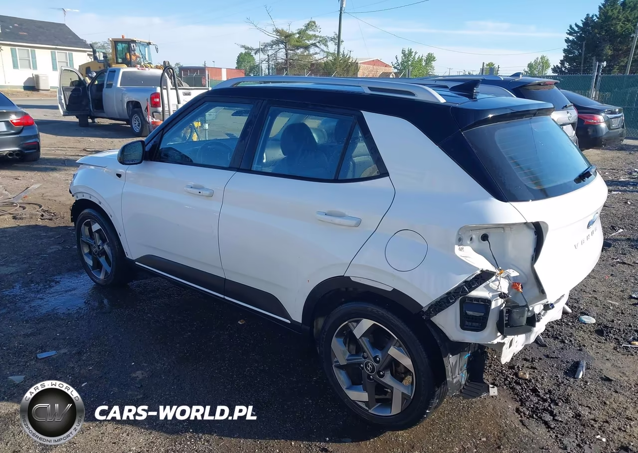2022 Hyundai Venue Limited VIN:KMHRC8A33NU135815 - 3