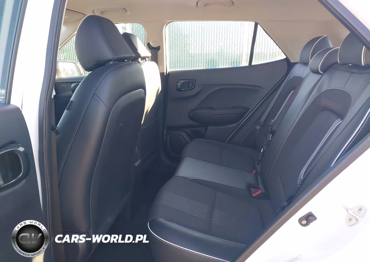 2022 Hyundai Venue Limited VIN:KMHRC8A33NU135815 - 8