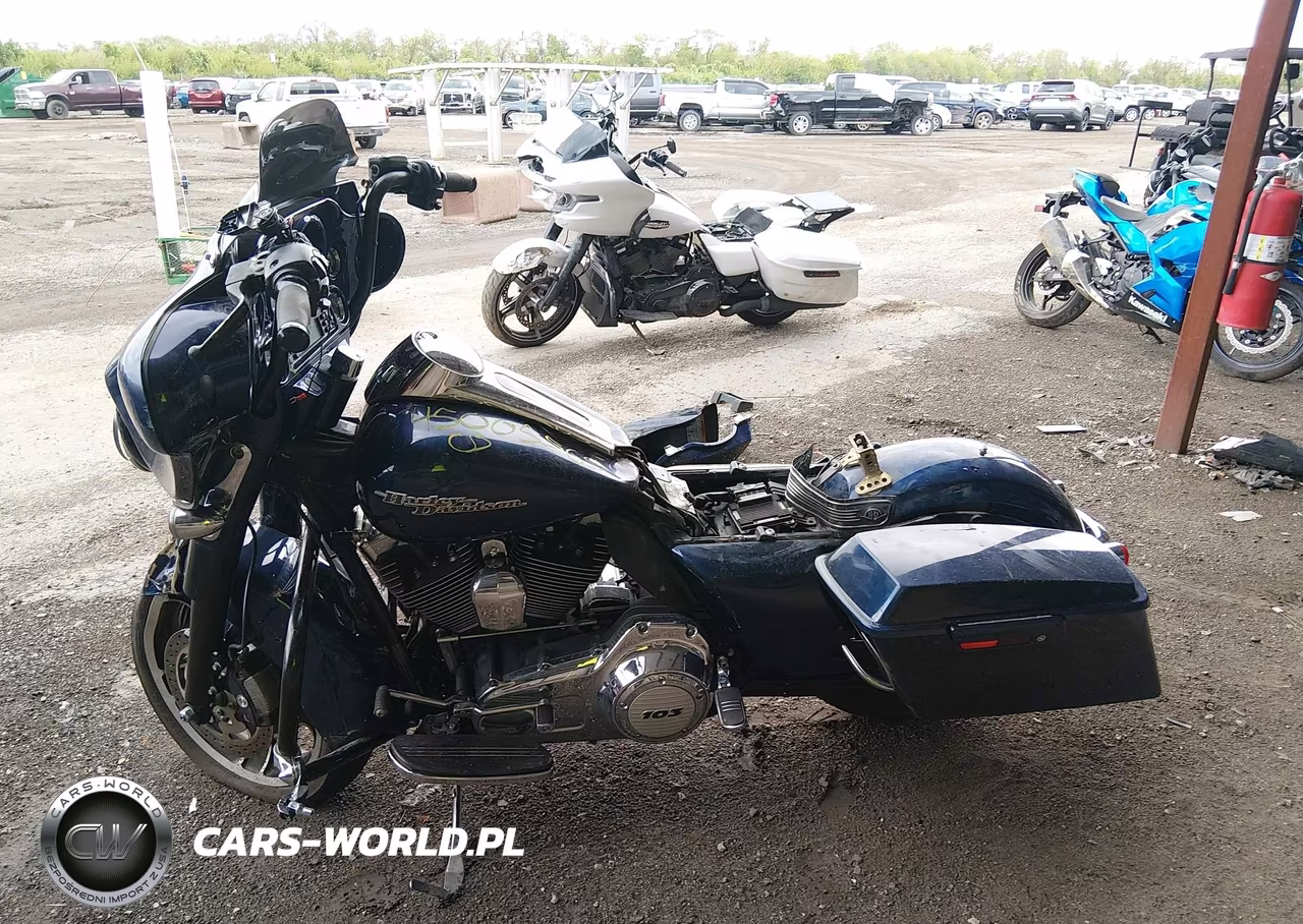 2012 Harley-Davidson Flhx Street Glide VIN:1HD1KBM15CB623098 - 13