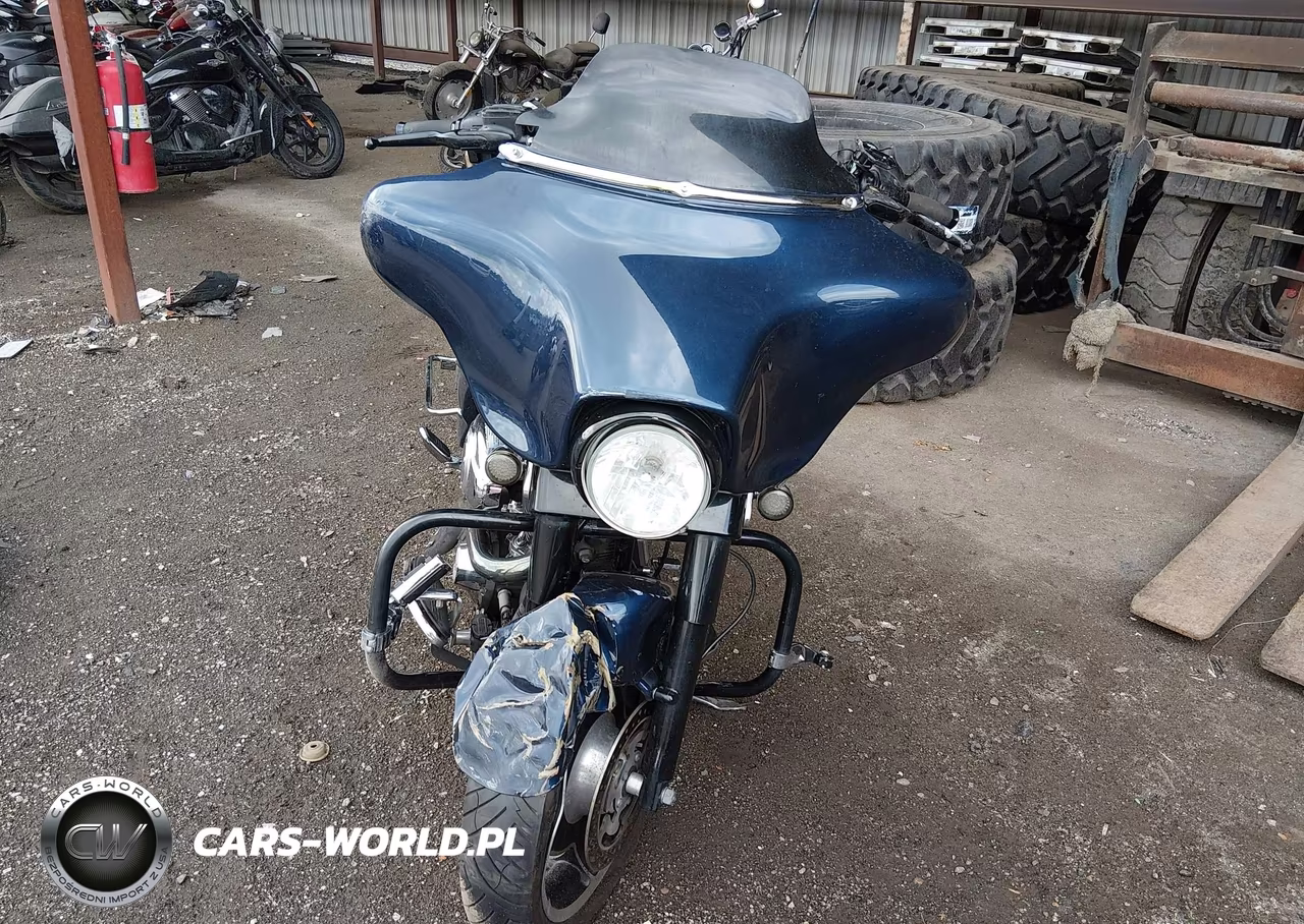2012 Harley-Davidson Flhx Street Glide VIN:1HD1KBM15CB623098 - 5