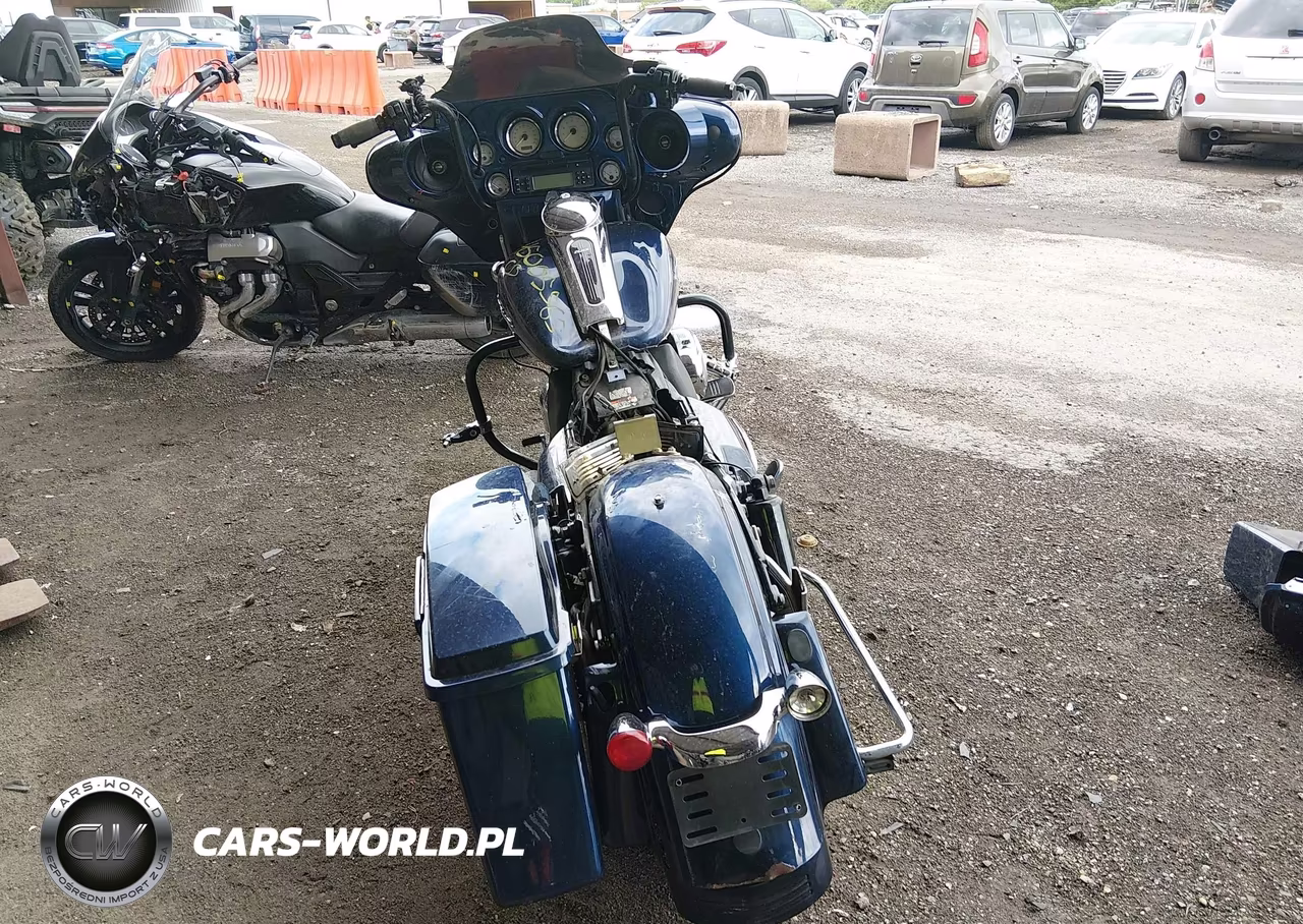 2012 Harley-Davidson Flhx Street Glide VIN:1HD1KBM15CB623098 - 6