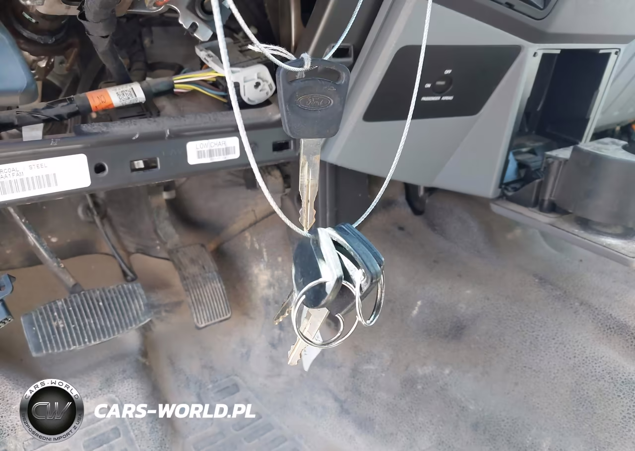 2012 Ford F-350 Chassis VIN:1FD8X3H64CEC51082 - 10