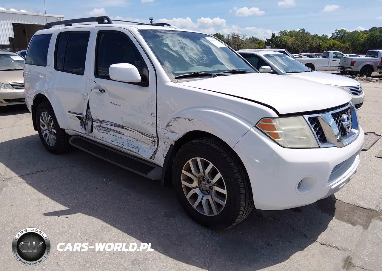 2010 Nissan Pathfinder Le