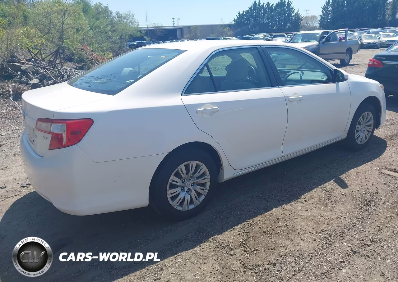 2012 Toyota Camry Le VIN:4T1BF1FK5CU106328 - 4