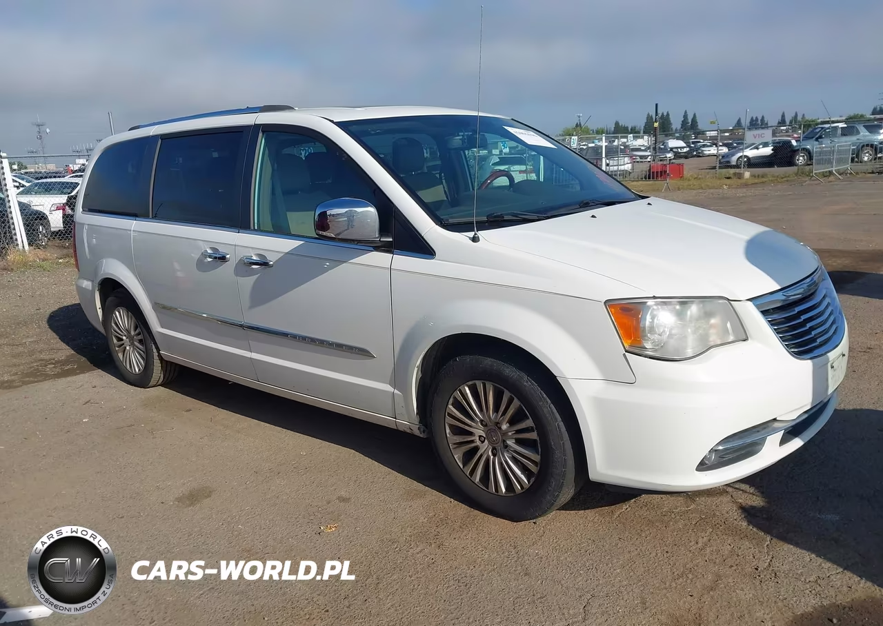 2012 Chrysler Town & Country Limited – zdjęcie 1 z 12