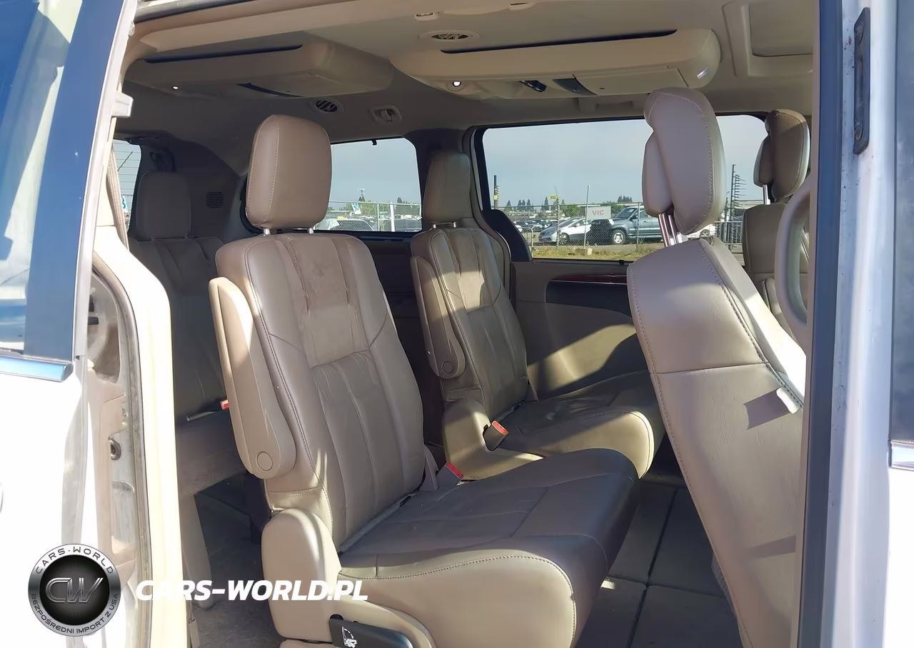 2012 Chrysler Town & Country Limited VIN:2C4RC1GG7CR192230 - 8
