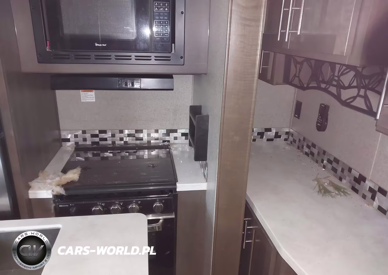 2020 Forest River Rockwood Signature 8299Sb 5Th Whl Travel Trailer VIN:4X4FRLE28L1889120 - 13