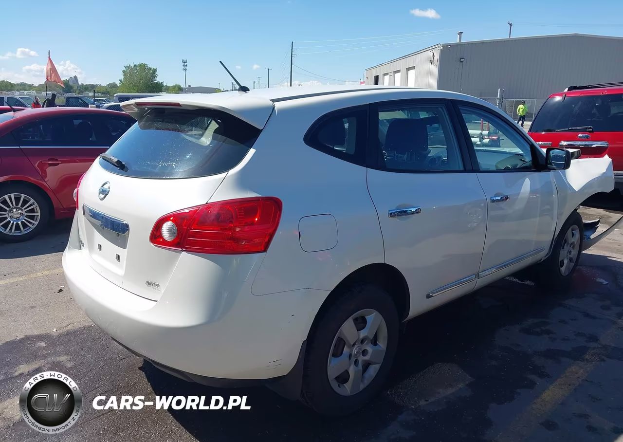 2011 Nissan Rogue S VIN:JN8AS5MV6BW274566 - 4