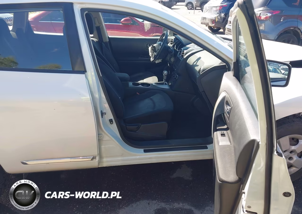 2011 Nissan Rogue S VIN:JN8AS5MV6BW274566 - 5