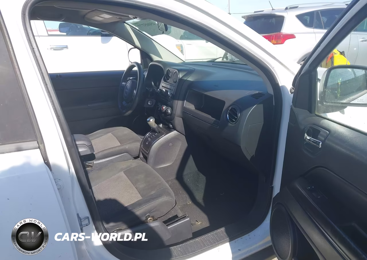 2011 Jeep Compass VIN:1J4NT1FA2BD248694 - 5