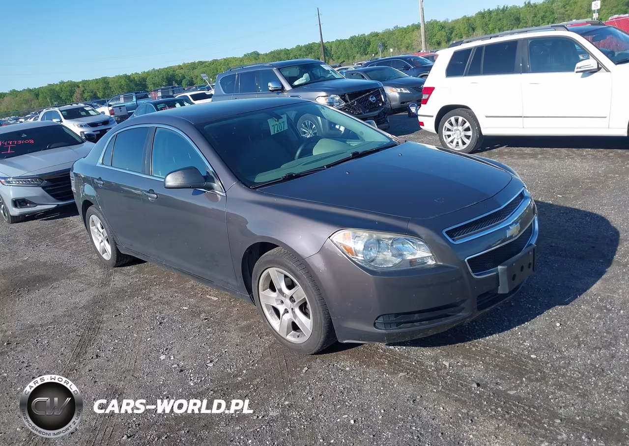2011 Chevrolet Malibu Ls – zdjęcie 1 z 11