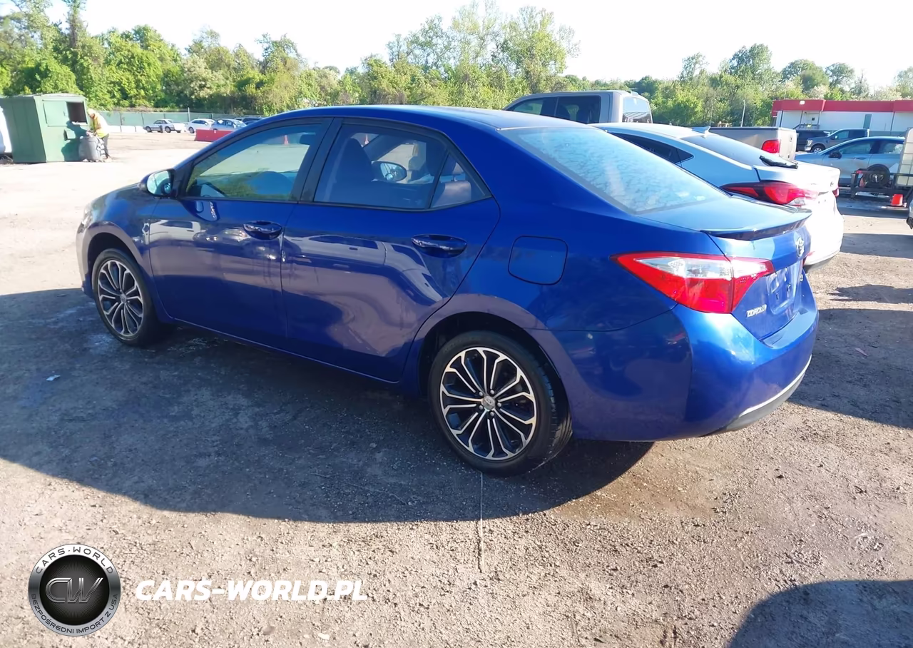 2015 Toyota Corolla S Plus VIN:2T1BURHE5FC343628 - 3