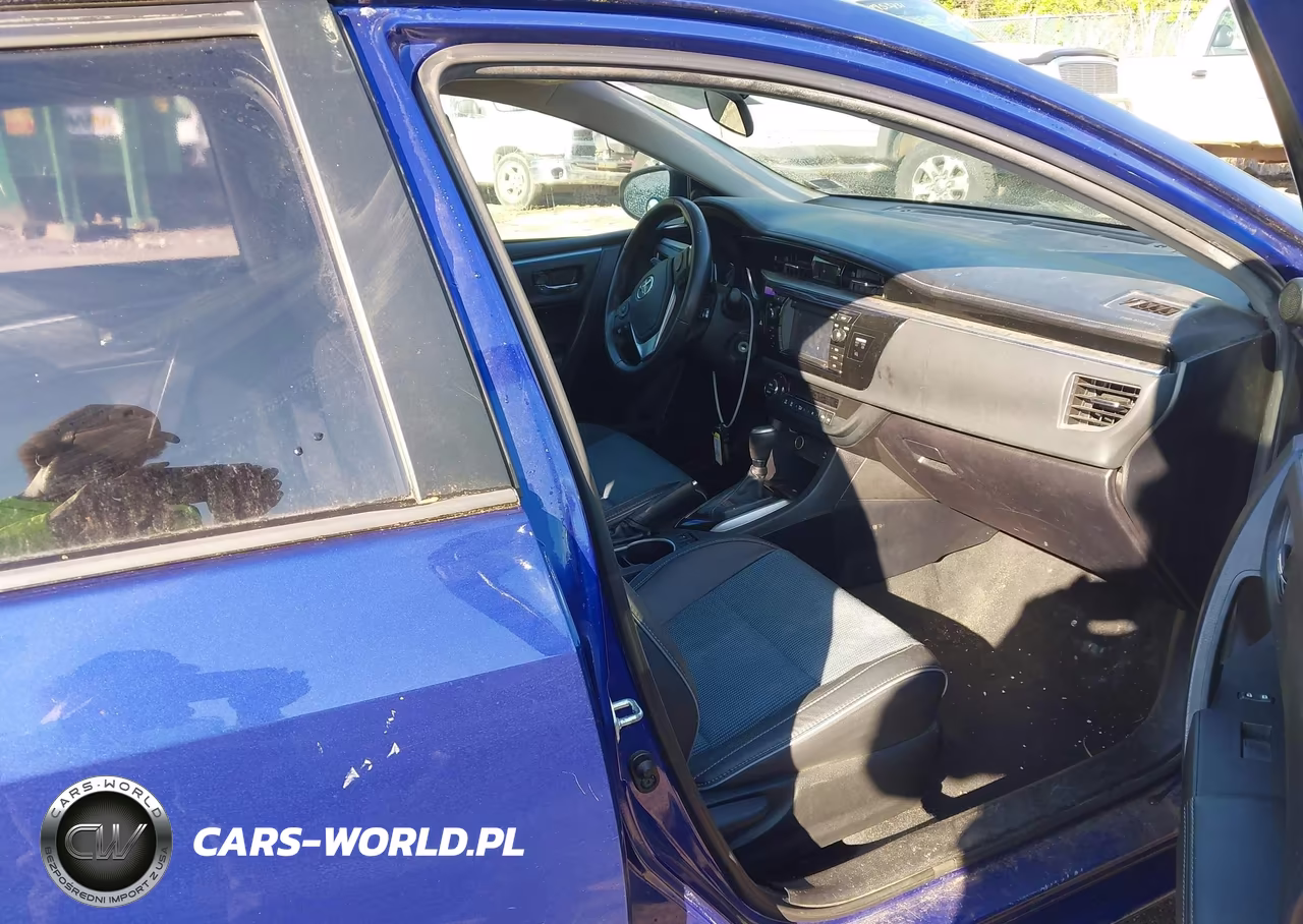 2015 Toyota Corolla S Plus VIN:2T1BURHE5FC343628 - 5