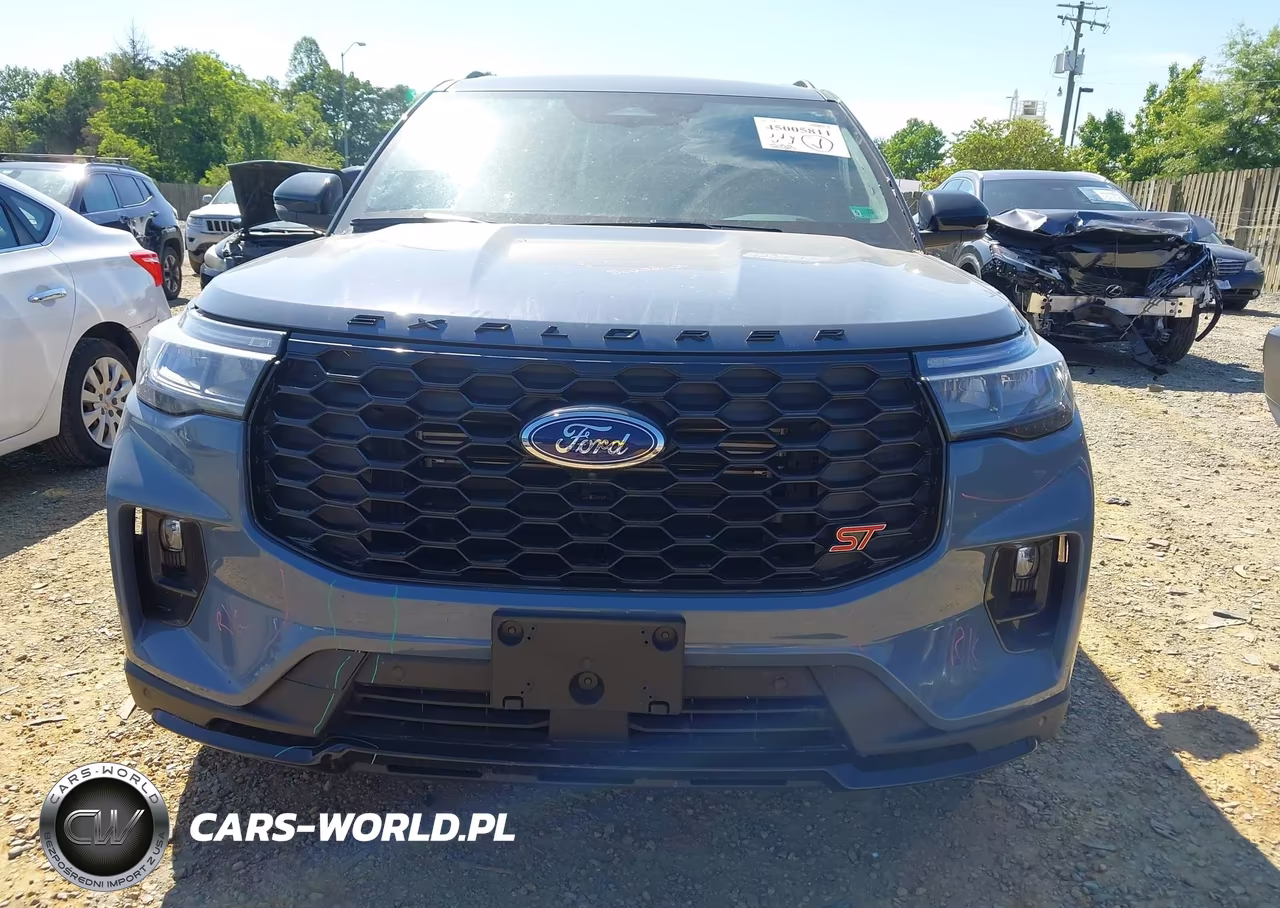 2025 Ford Explorer St VIN:1FMWK8GC3SGC18183 - 13