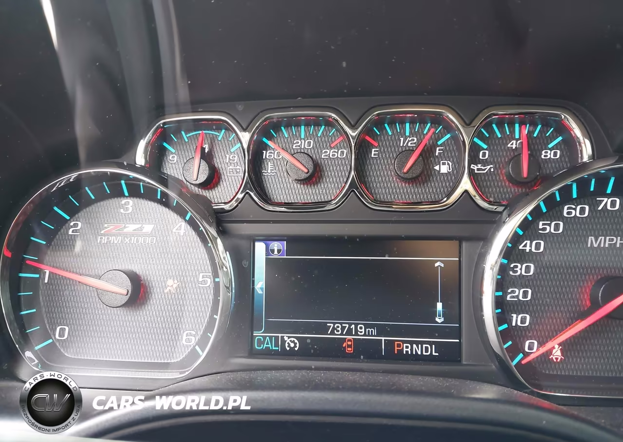 2018 Chevrolet Silverado 1500 2Lt VIN:3GCUKREC7JG600112 - 7