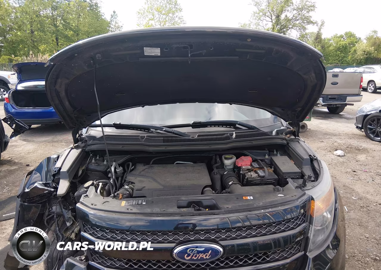 2015 Ford Explorer Sport VIN:1FM5K8GT9FGC02829 - 10