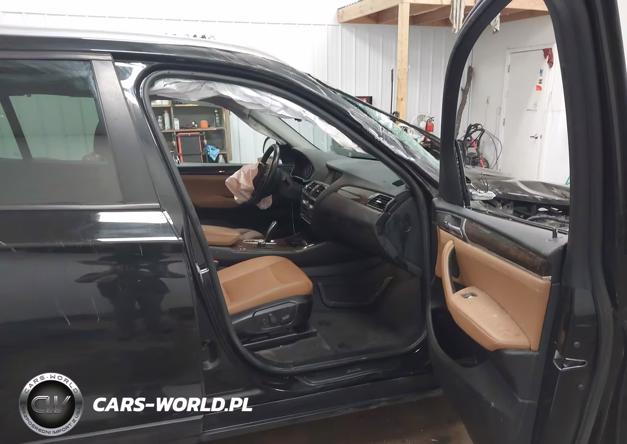 2017 BMW X3 xDrive28I VIN:5UXWX9C54H0D97288 - 5