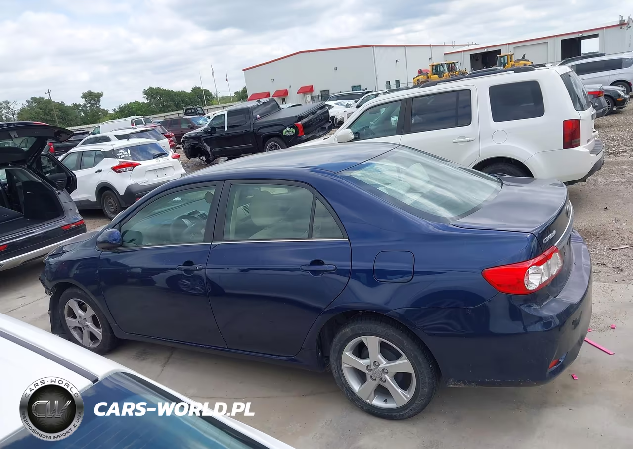 2013 Toyota Corolla Le VIN:JTDBU4EE7DJ118605 - 15