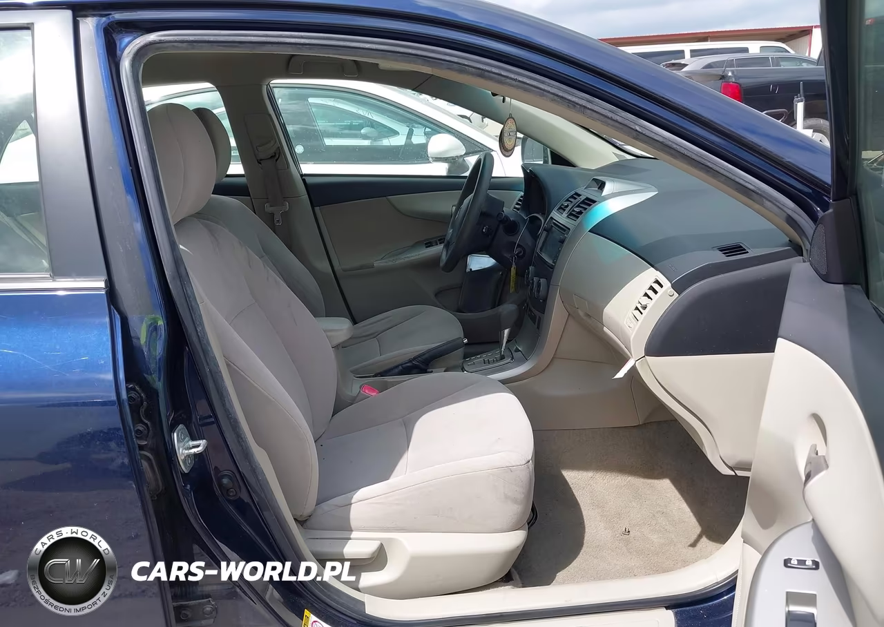 2013 Toyota Corolla Le VIN:JTDBU4EE7DJ118605 - 5