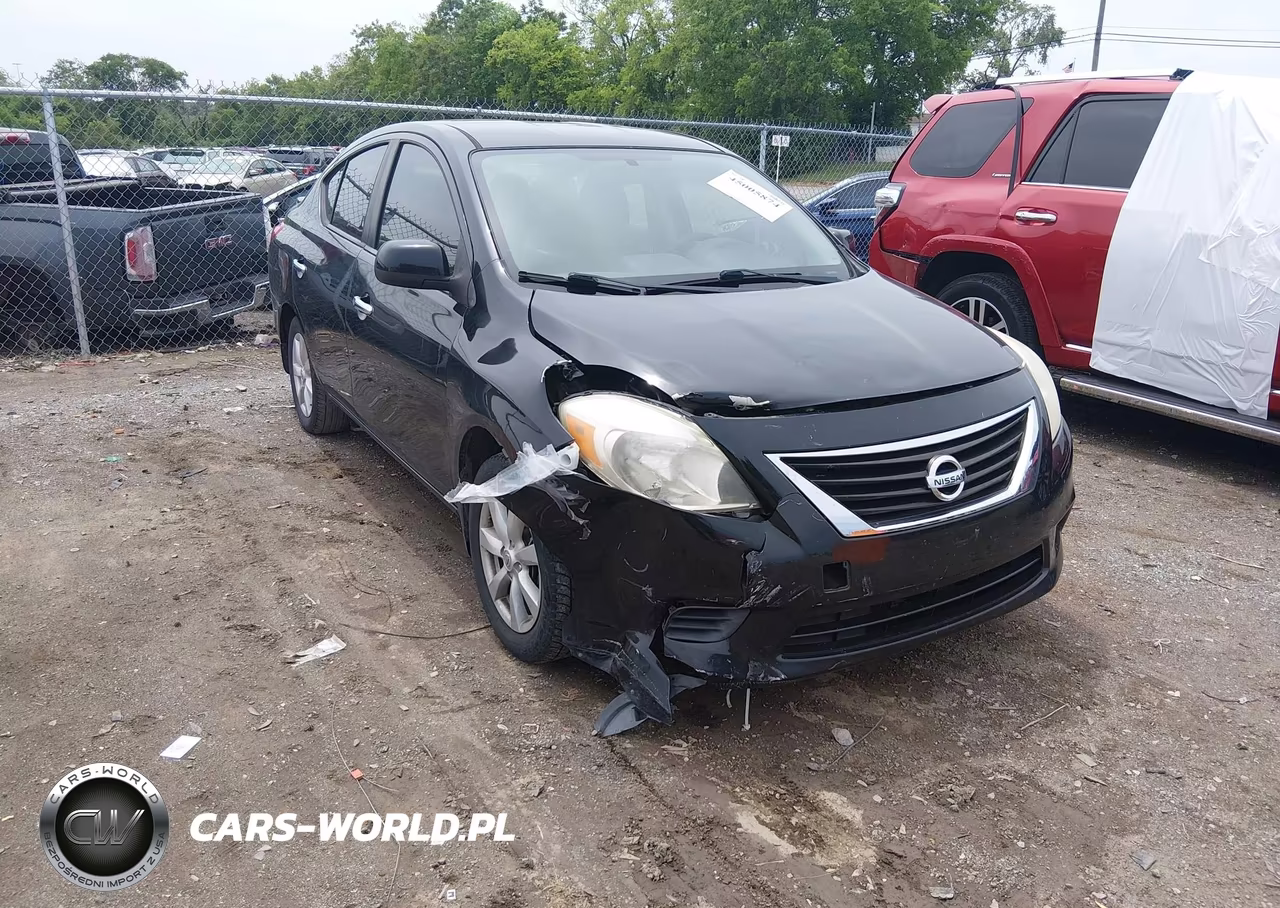 2013 Nissan Versa 1.6 Sv