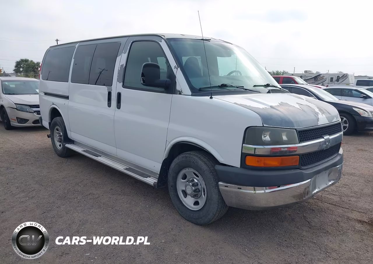 2011 Chevrolet Express 3500 Lt