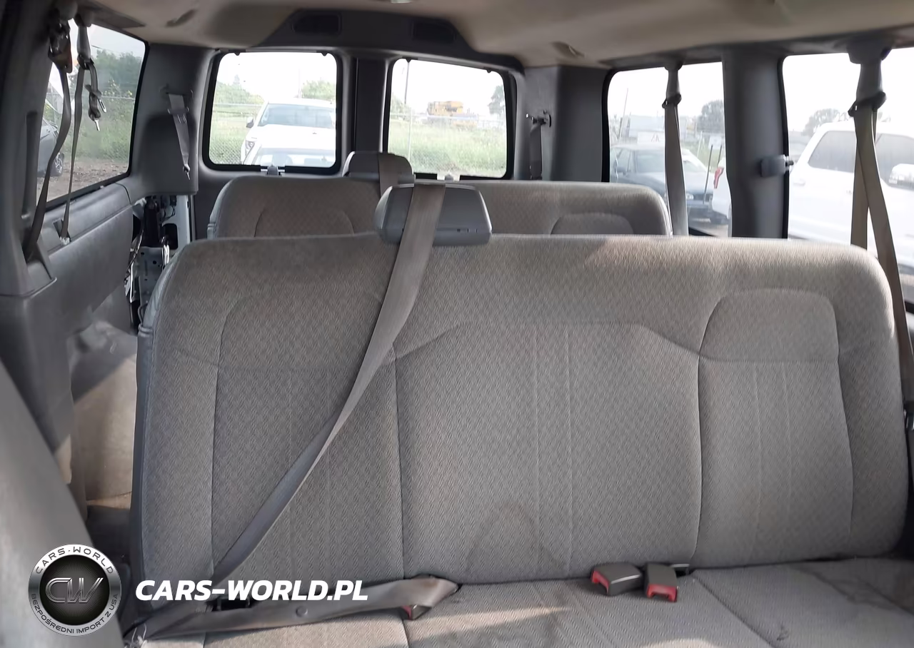 2011 Chevrolet Express 3500 Lt VIN:1GAZGYFG0B1106475 - 8