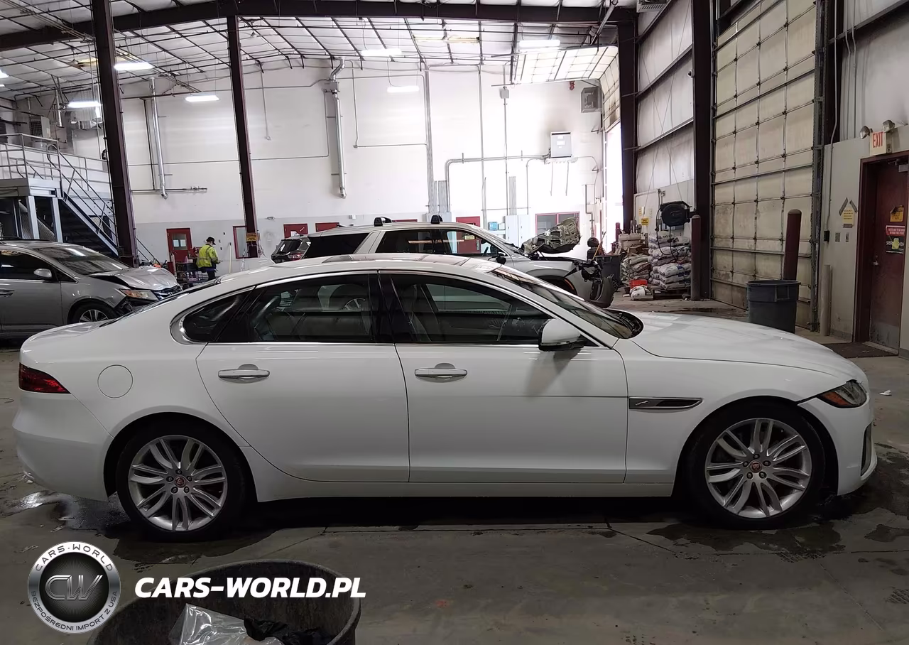 2022 Jaguar Xf Se P250 Rwd Automatic VIN:SAJBG4FX0NCY90815 - 14