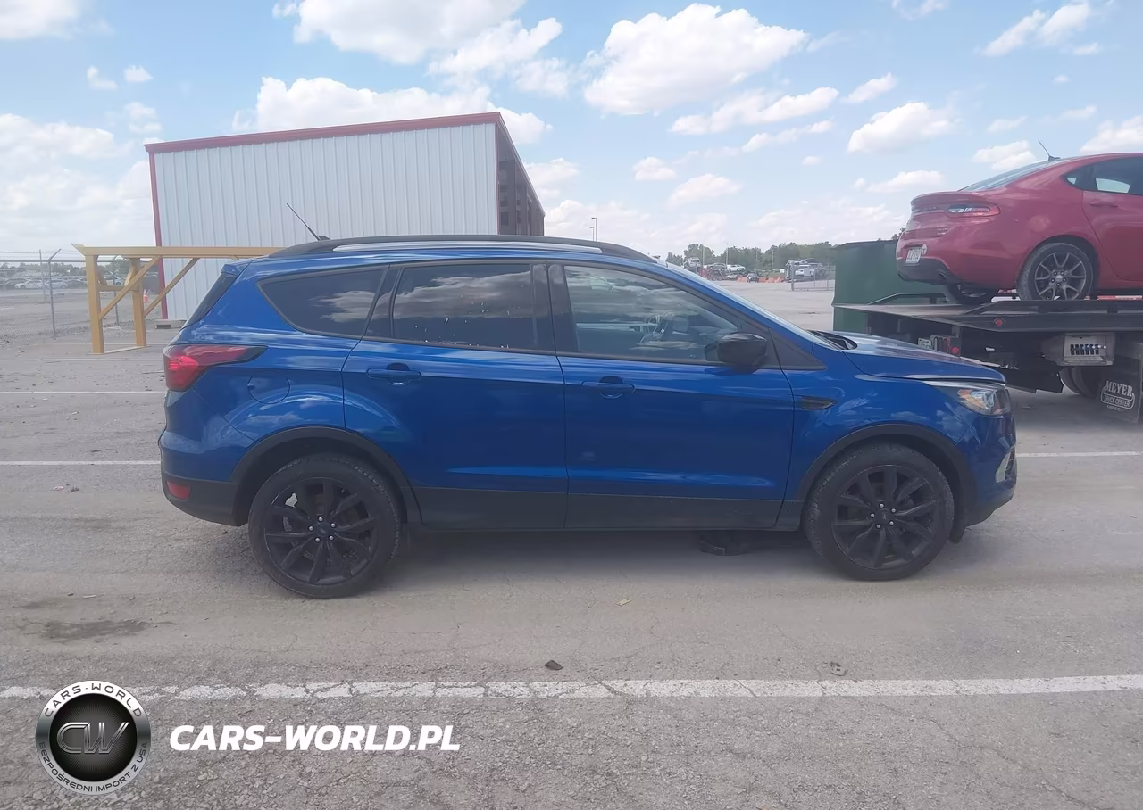 2019 Ford Escape Se VIN:1FMCU0GDXKUB02052 - 14