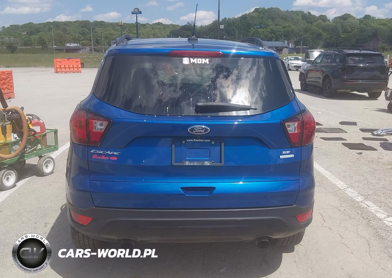 2019 Ford Escape Se VIN:1FMCU0GDXKUB02052 - 17