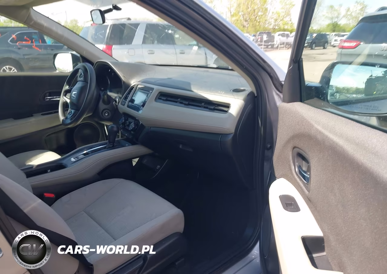 2020 Honda Hr-V Awd Lx VIN:3CZRU6H34LG700952 - 5
