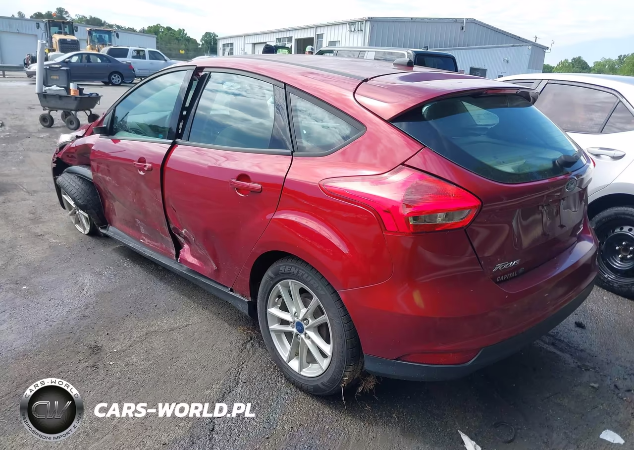 2016 Ford Focus Se VIN:1FADP3K29GL327900 - 3