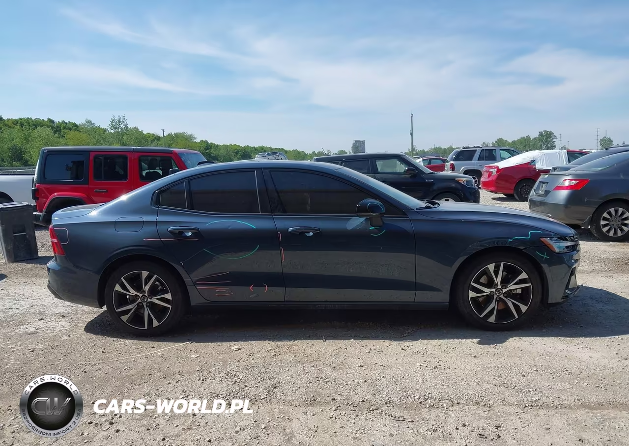 2024 Volvo S60 B5 Core Dark Theme VIN:7JRL12FK3RG327318 - 13