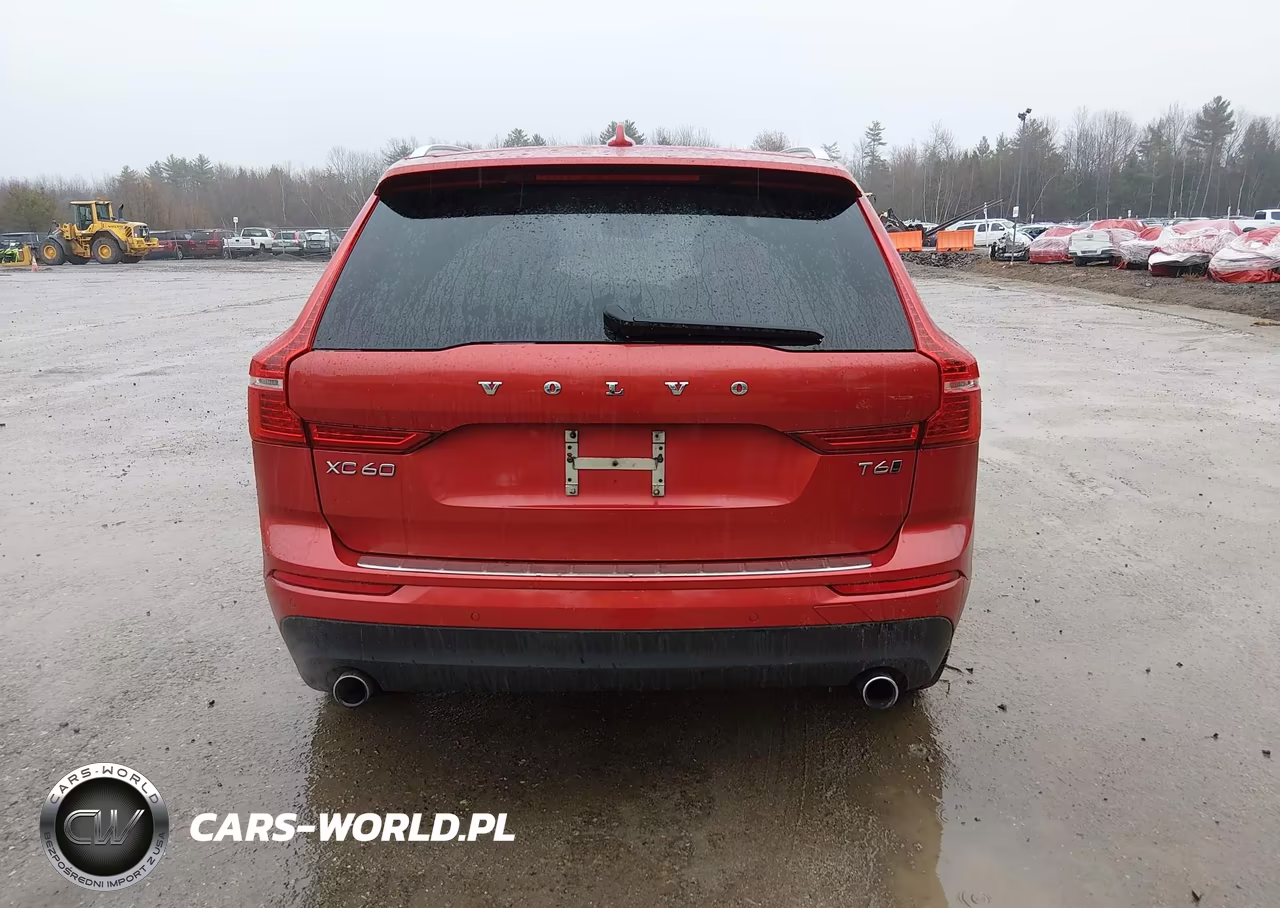 2018 Volvo Xc60 T6 Momentum VIN:YV4A22RKXJ1025589 - 16