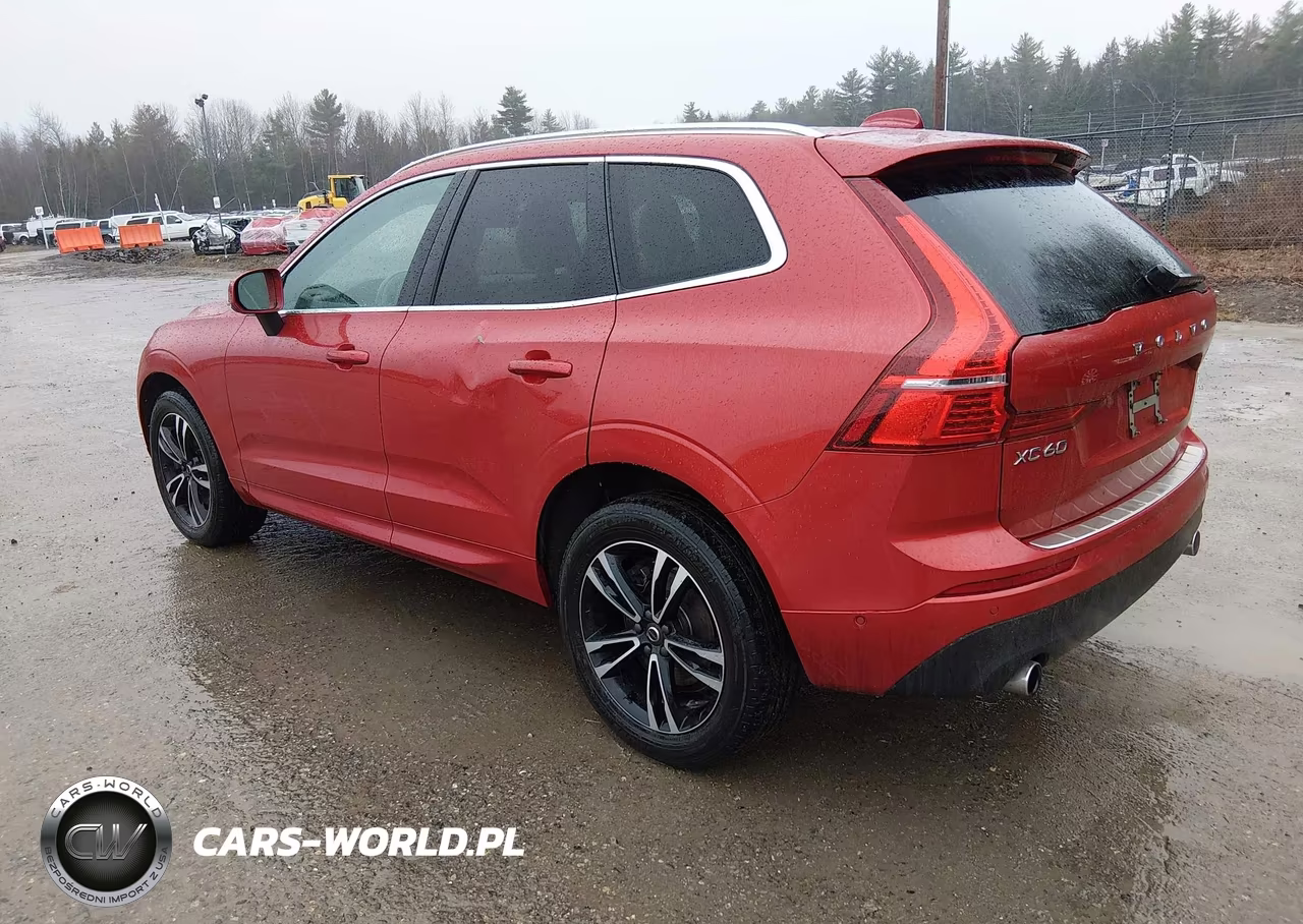 2018 Volvo Xc60 T6 Momentum VIN:YV4A22RKXJ1025589 - 3