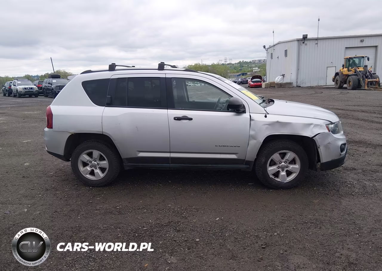 2014 Jeep Compass Sport VIN:1C4NJCBAXED547707 - 13