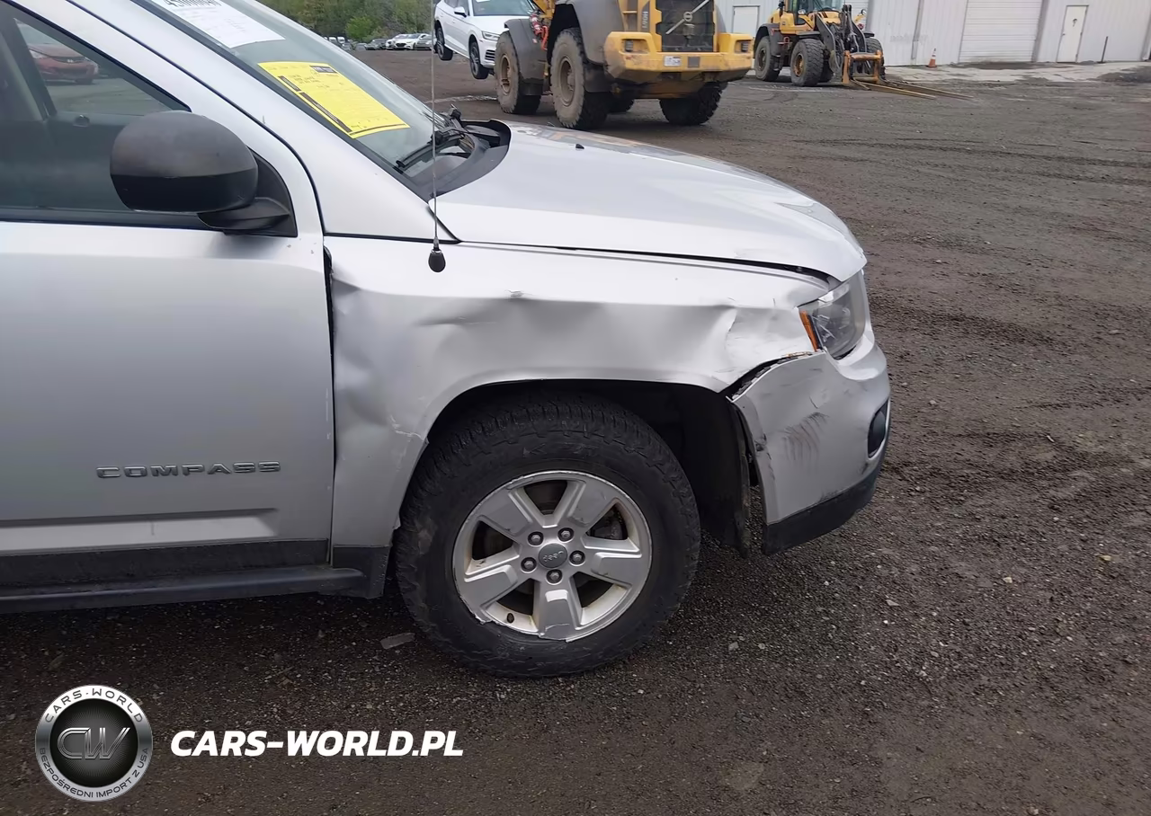 2014 Jeep Compass Sport VIN:1C4NJCBAXED547707 - 6