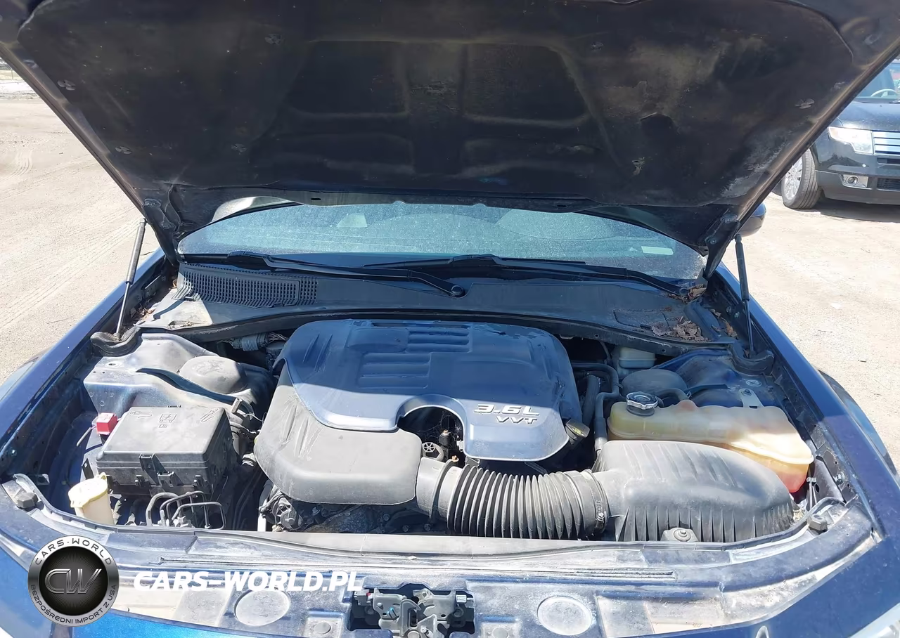 2014 Chrysler 300 VIN:2C3CCAAG9EH312914 - 10