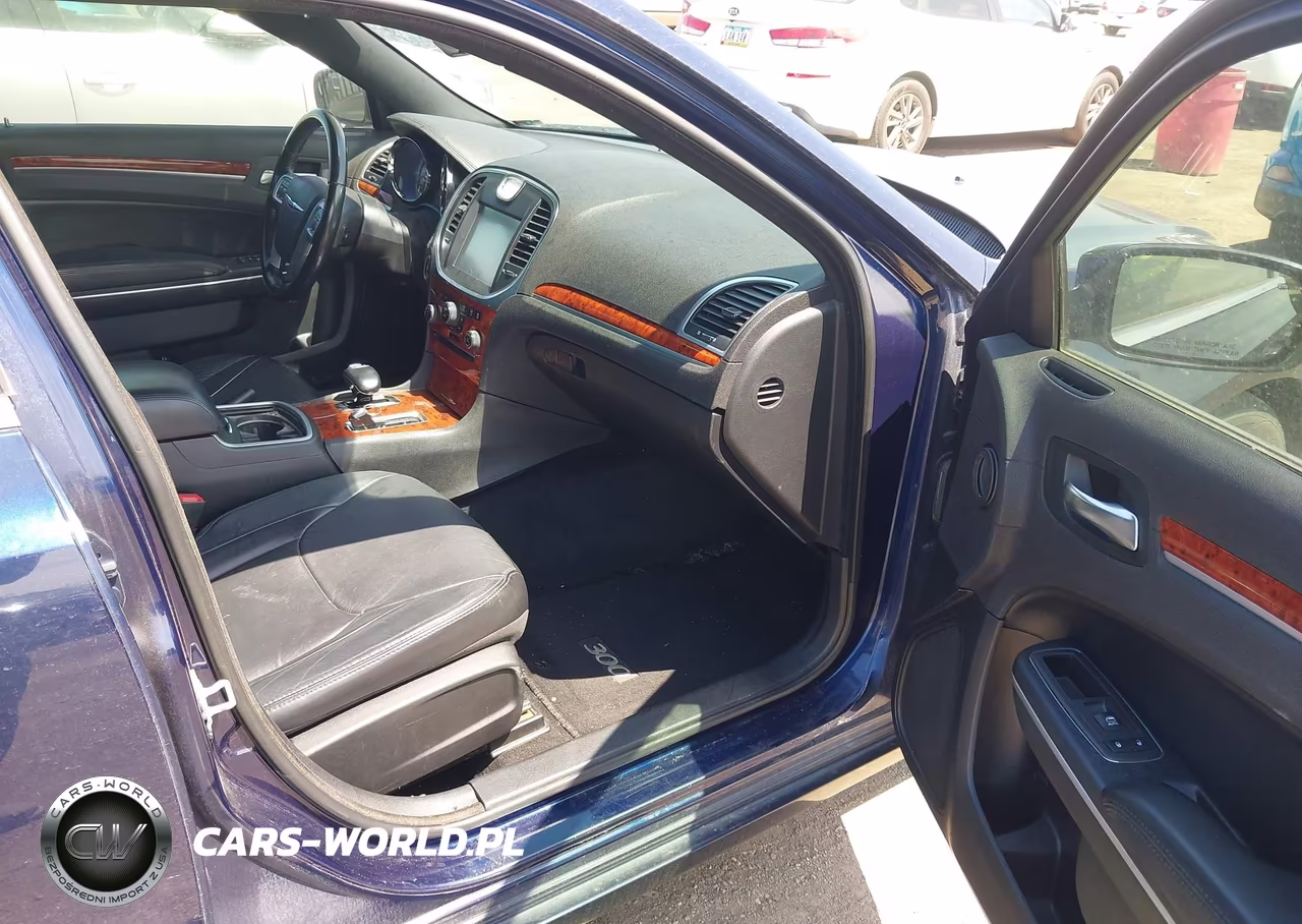 2014 Chrysler 300 VIN:2C3CCAAG9EH312914 - 5