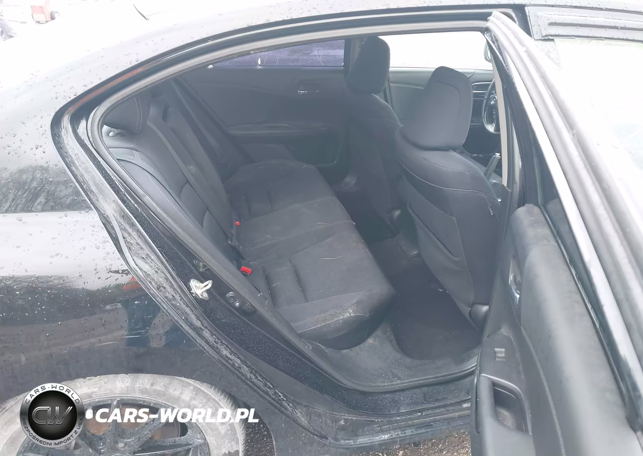 2015 Honda Accord Sport VIN:1HGCR2E57FA015263 - 8