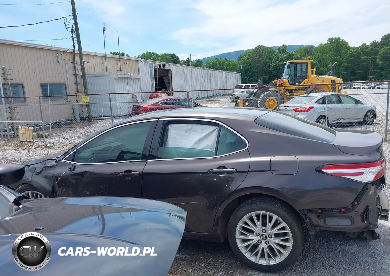 2018 Toyota Camry L-Le-Se-Xle VIN:4T1B11HK3JU501276 - 15