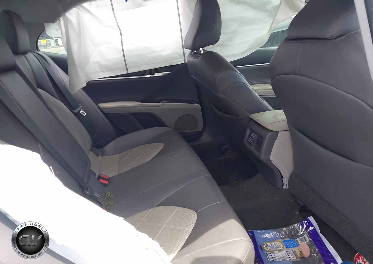 2018 Toyota Camry L-Le-Se-Xle VIN:4T1B11HK3JU501276 - 8