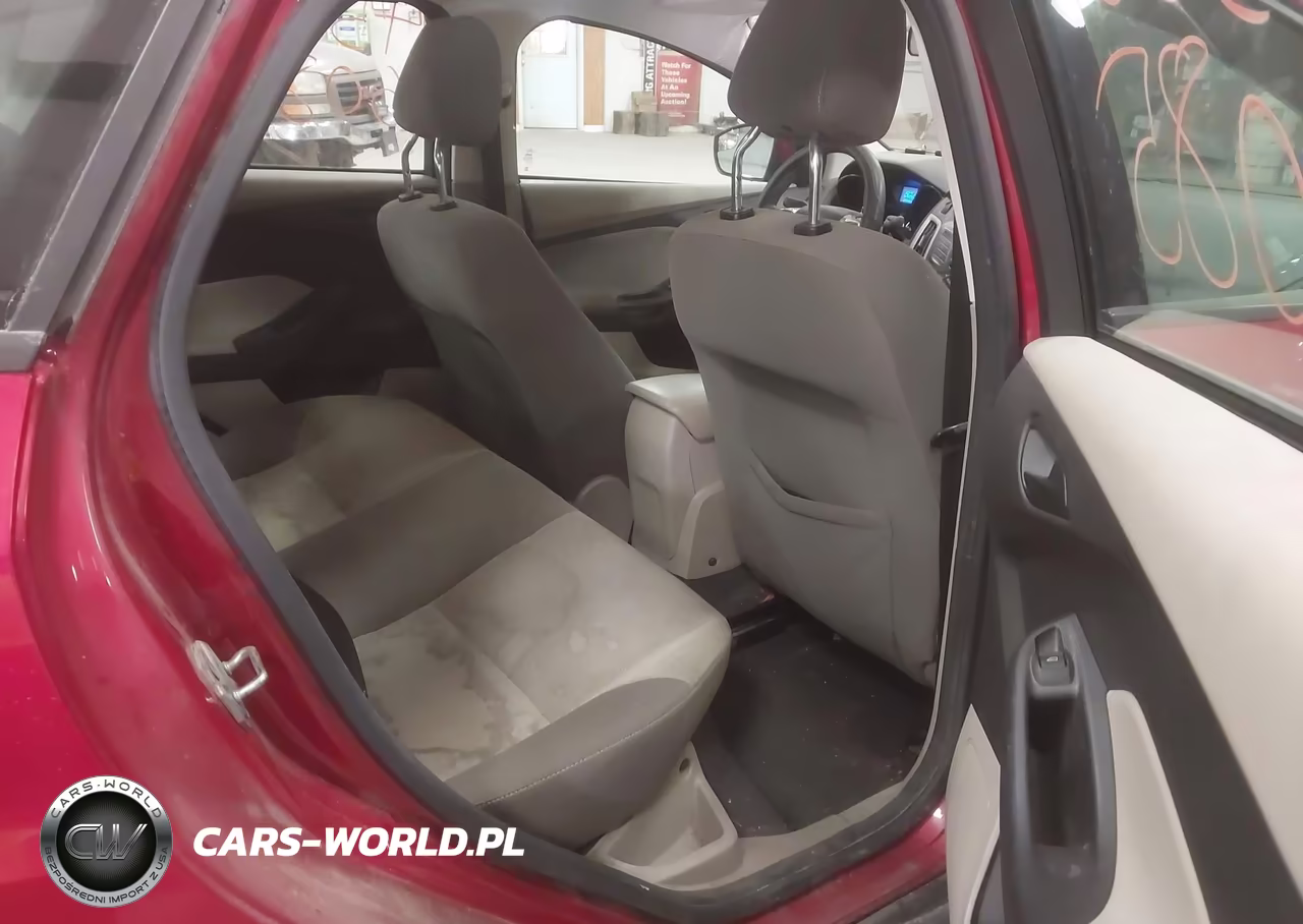 2012 Ford Focus Se VIN:1FAHP3F28CL125135 - 8