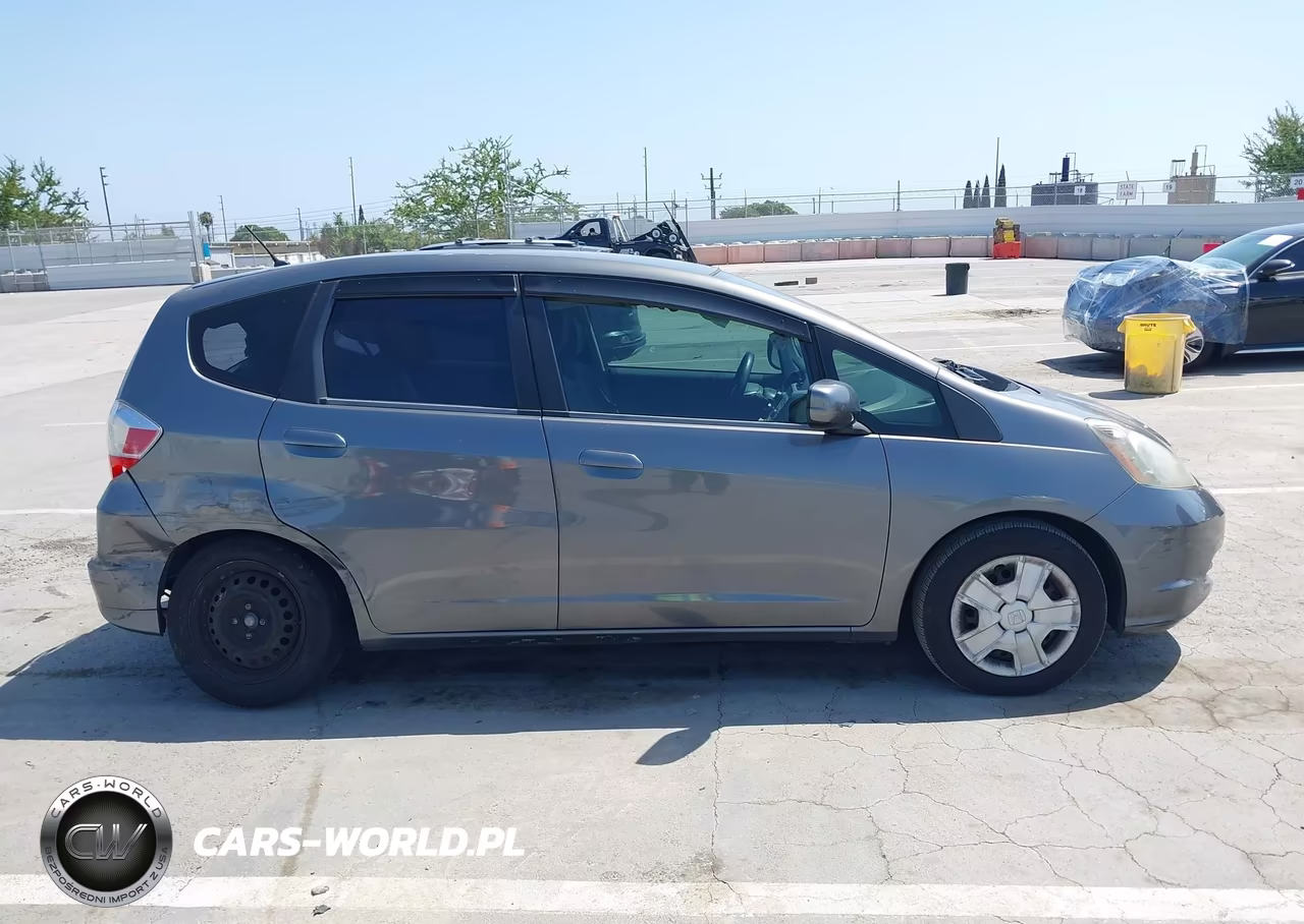 2012 Honda Fit VIN:JHMGE8H30CC037872 - 14