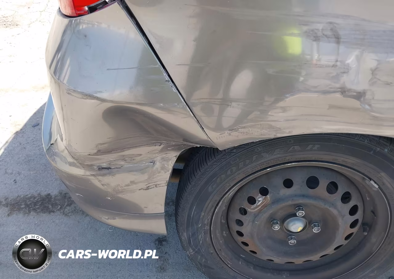 2012 Honda Fit VIN:JHMGE8H30CC037872 - 19