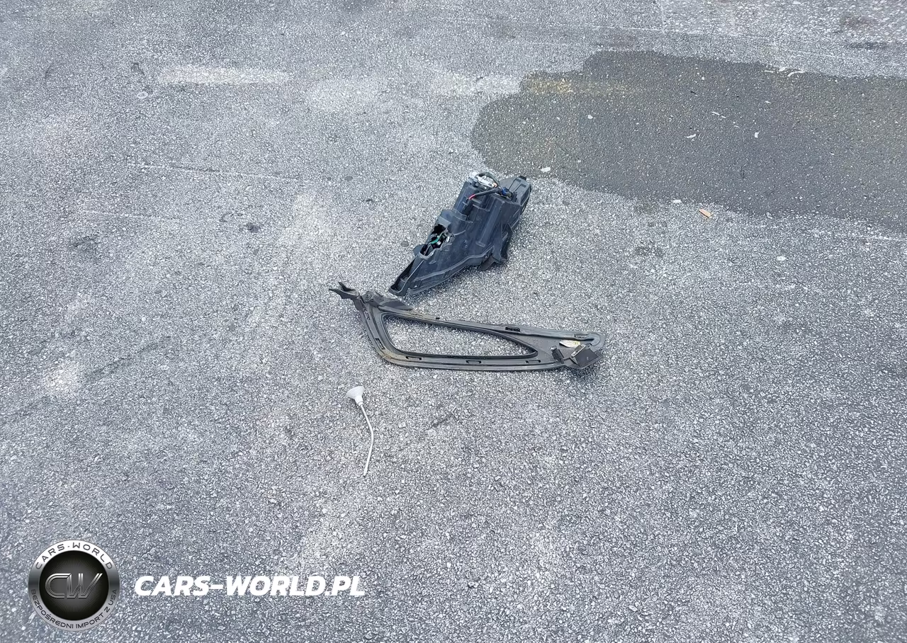 2018 Hyundai Tucson Sel Plus VIN:KM8J33A41JU651335 - 12