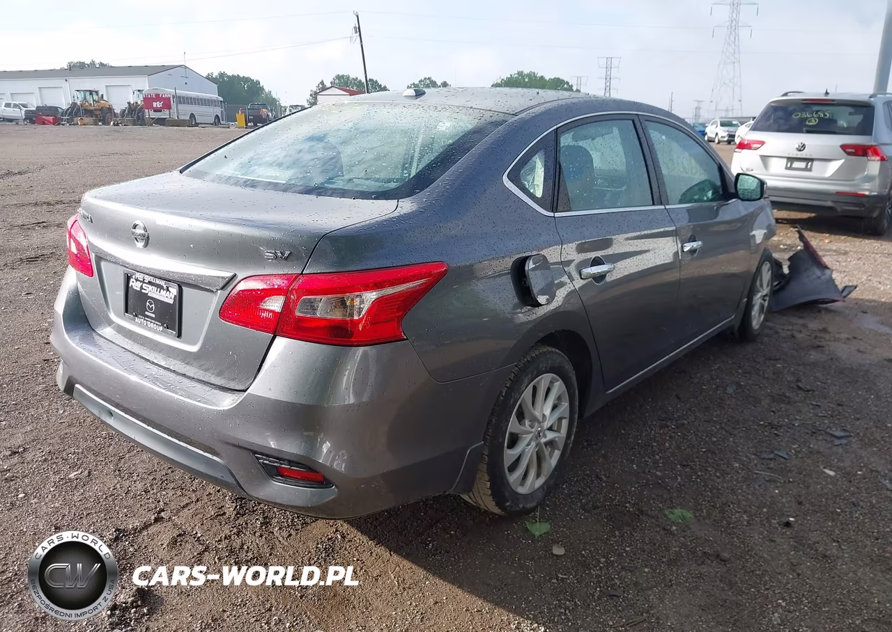 2018 Nissan Sentra Sv VIN:3N1AB7AP4JL632283 - 4