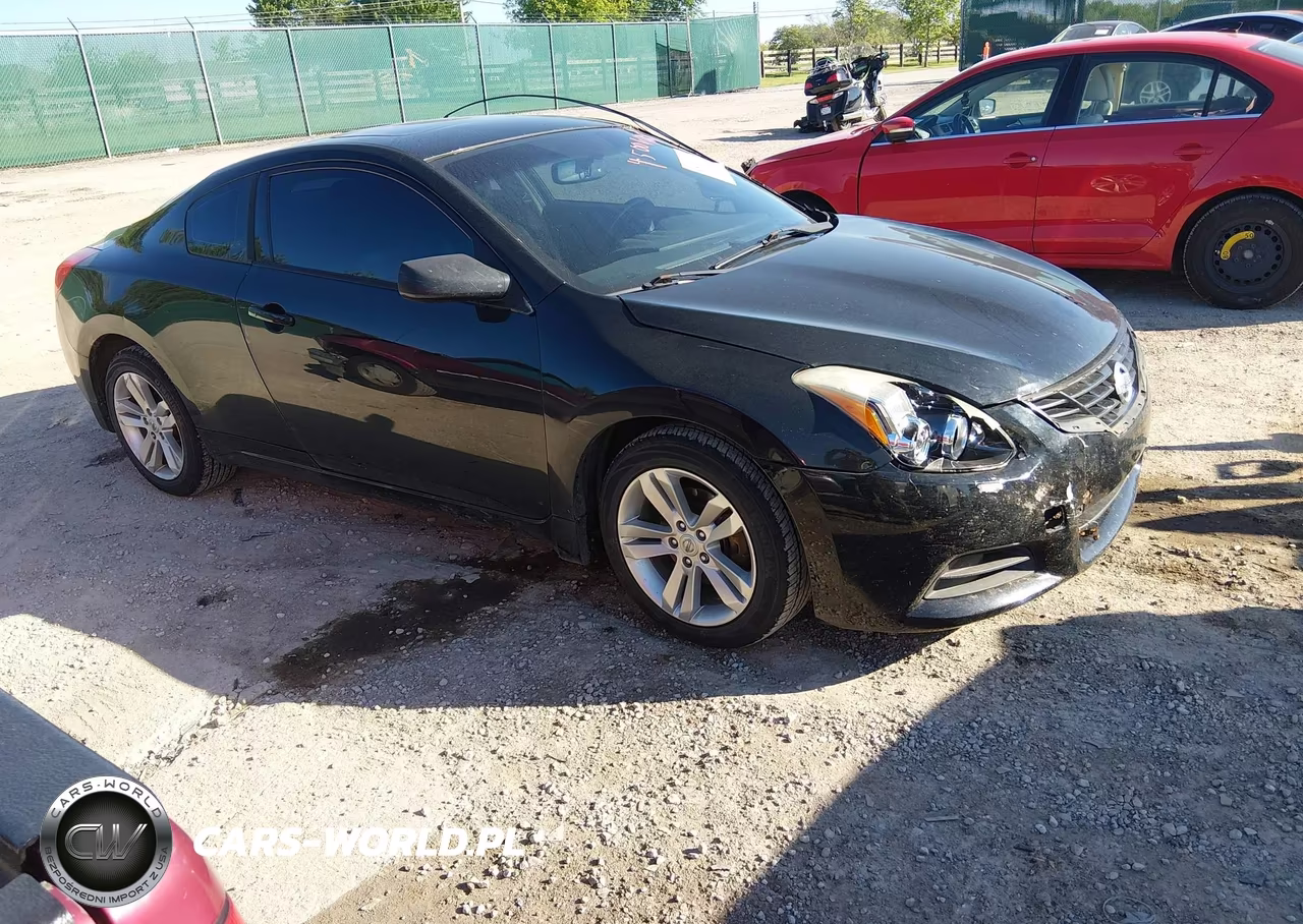2013 Nissan Altima 2.5 S – zdjęcie 1 z 17