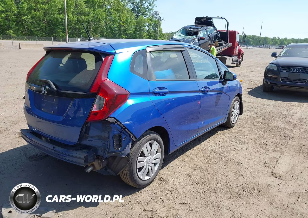 2016 Honda Fit Lx VIN:JHMGK5H56GS013855 - 4
