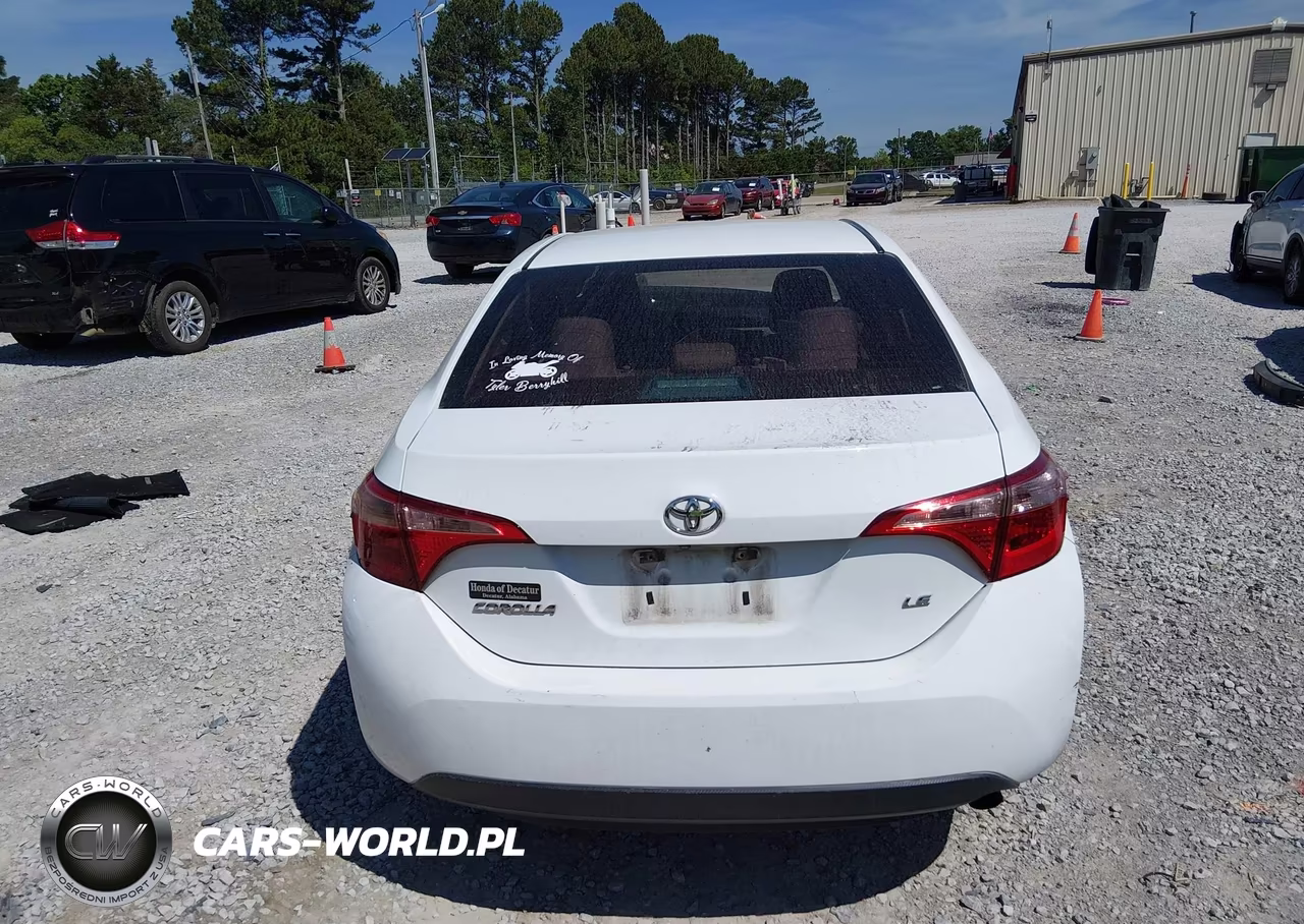 2019 Toyota Corolla Le VIN:5YFBURHE8KP883890 - 16