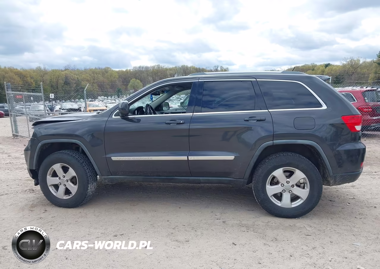 2011 Jeep Grand Cherokee Laredo VIN:1J4RR4GG6BC641964 - 14